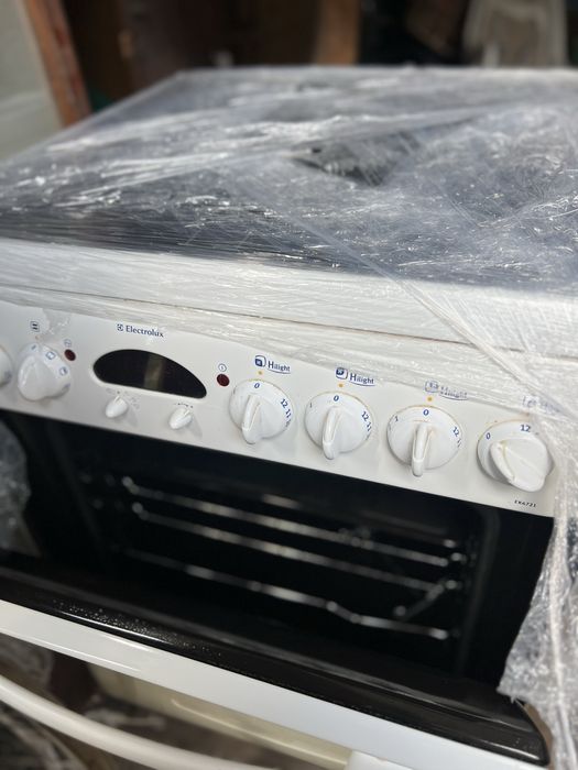 Електрична плита Electrolux