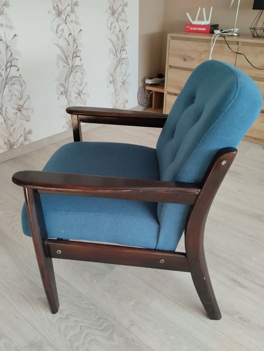 Fotele Chierowskiego z czasów PRL, odrestaurowane