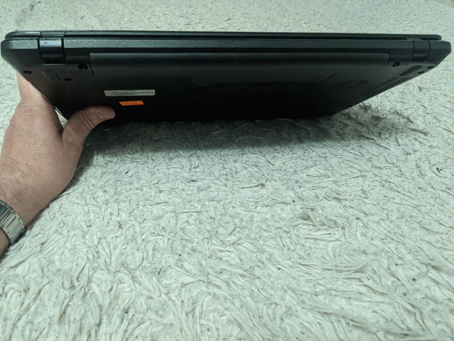 Продам ноутбук Acer TravelMate P273-M