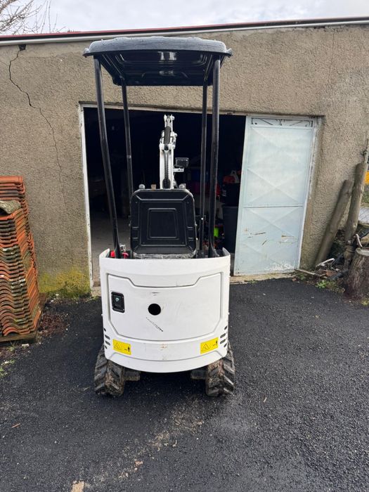 Mini giratória 1300kg