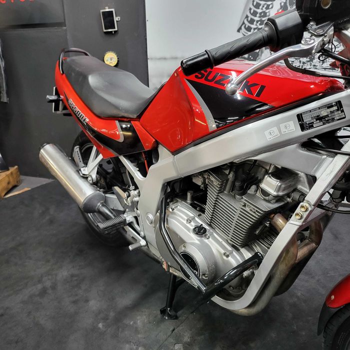 Suzuki gs 500 E