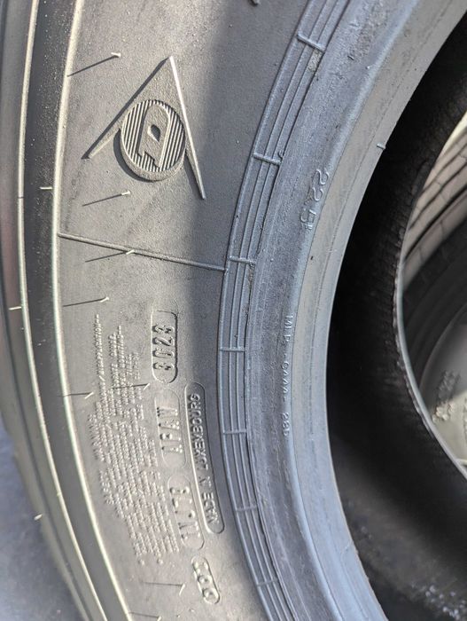 385/65R22.5 Dunlop SP382 przód