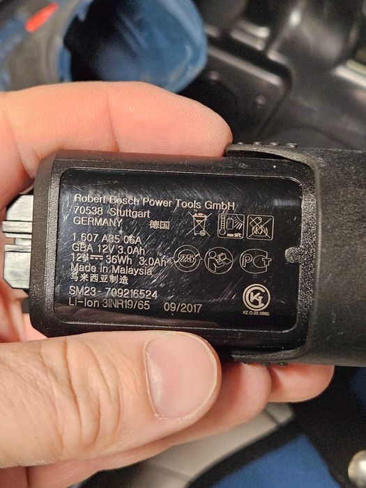 Wkrętarka Bosch GSB 12V-15 + 2x aku 2Ah i 3Ah + ładowarka + L-BOXX