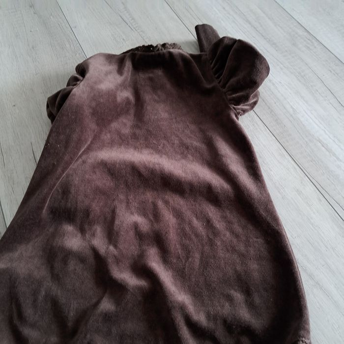 Brązowa sukienka 86