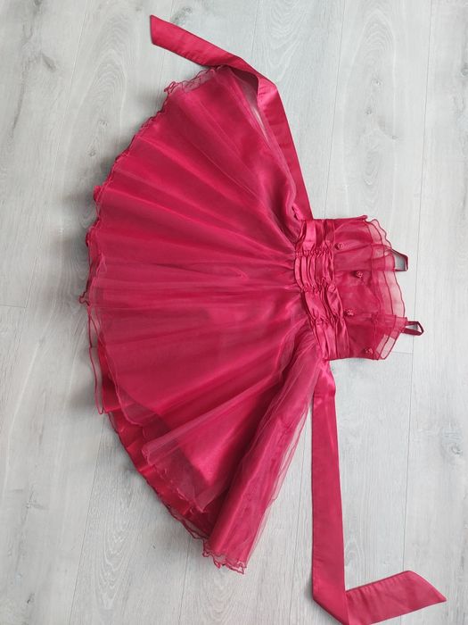 Святкова сукня, плаття