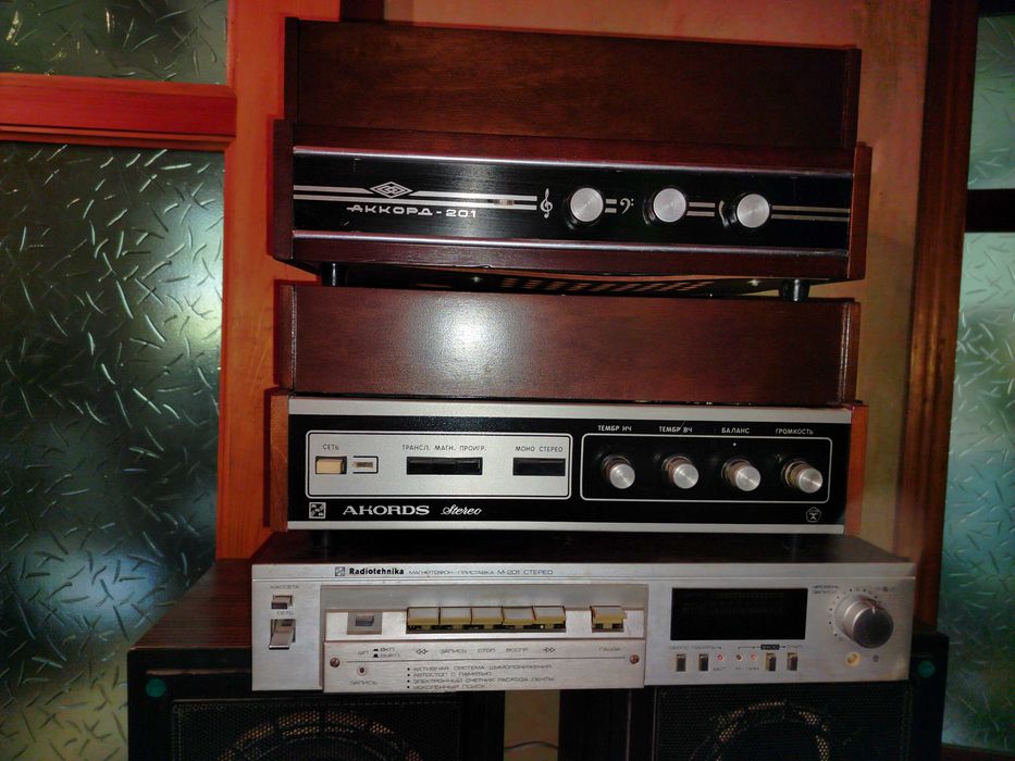 Колонки Акустическая АС-401  АС-201 Аккорд  приставка "радиотехника"