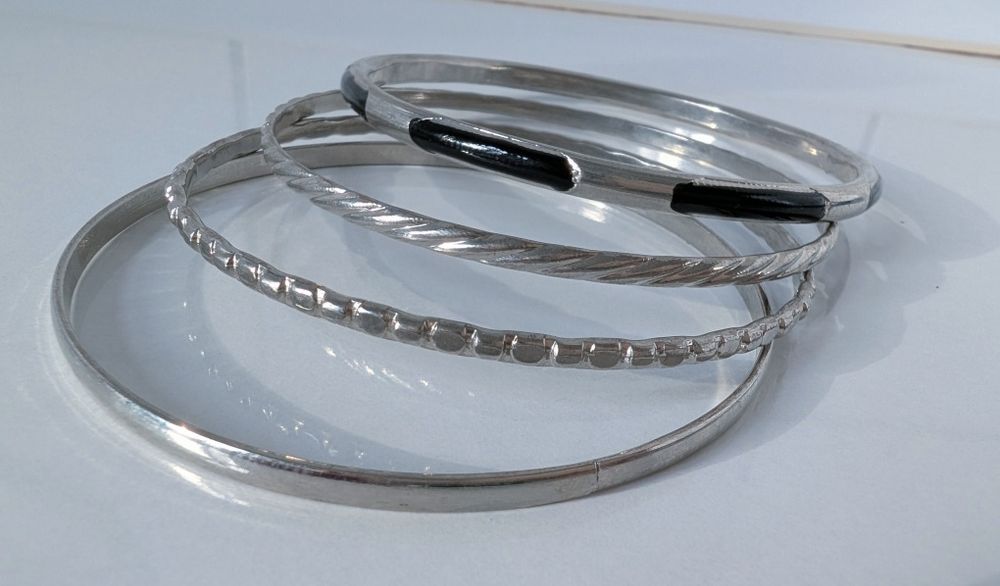 Zestaw czterech bransoletek. Boho, vintage