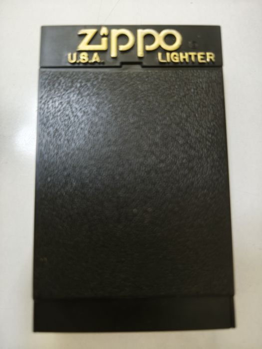 Isqueiro ZIPPO 1