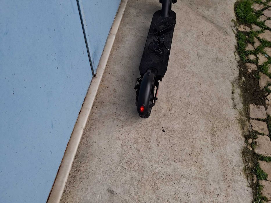 Trotinete Elétrica You-GO L2 com carregador pronta a andar