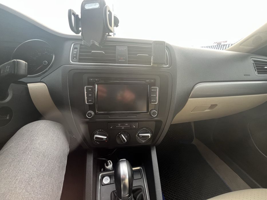 Volkswagen Jetta 2015