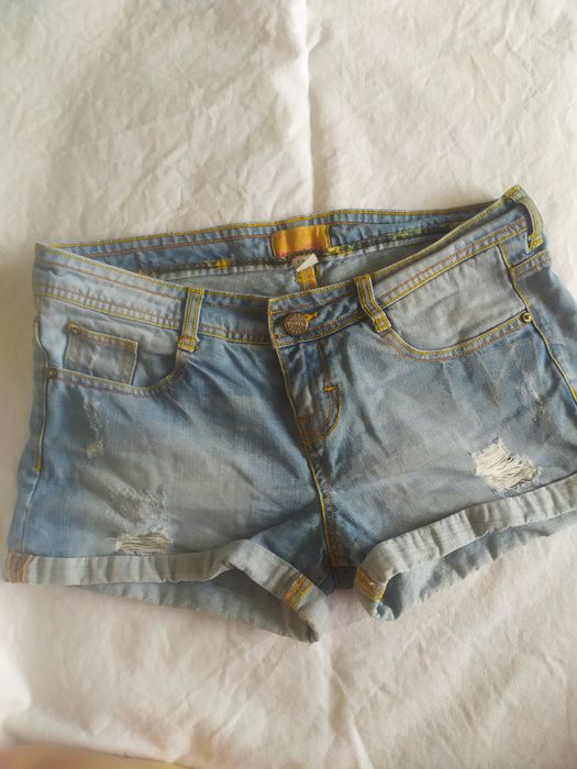 Spodenki jeansowe Bershka rozmiar 36