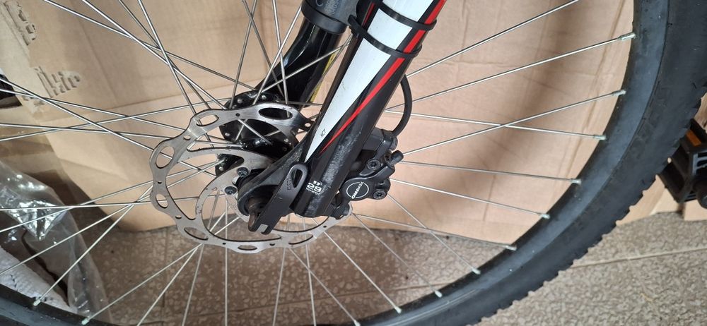 Vendo bicicleta Specialized  Hardrock  Disc 29