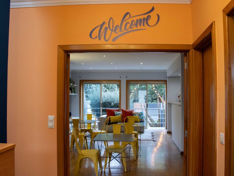 Atlantic Hostel Porto, aluga-se  mensal, Quartos privados e partilhados.