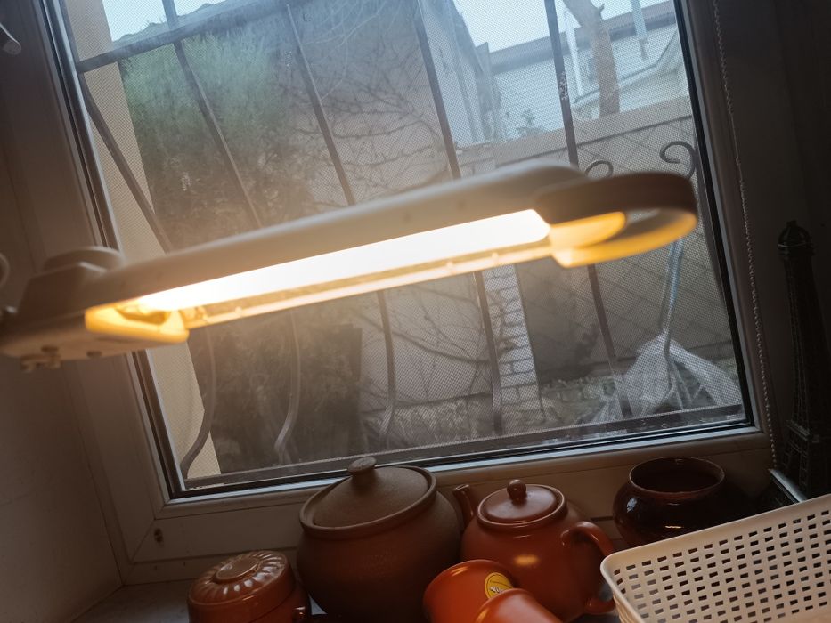 Настольная лампа на стубцині,