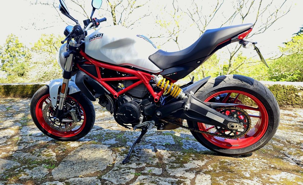 DUCATI 797 MONSTER,  2017,  15 600 kms
