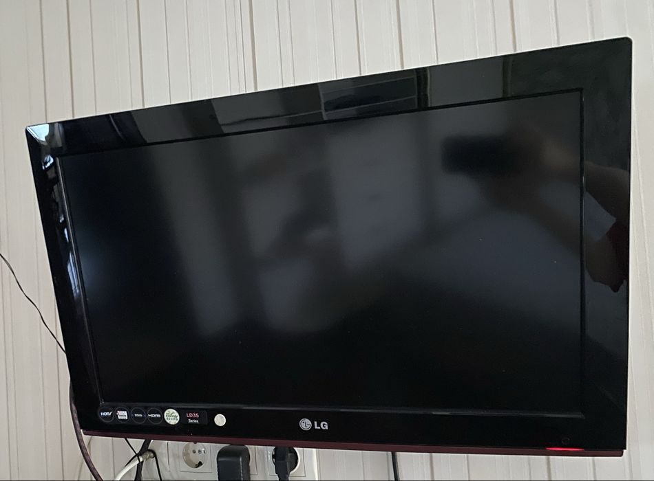 Телевізор LG діагональ 32 LD35