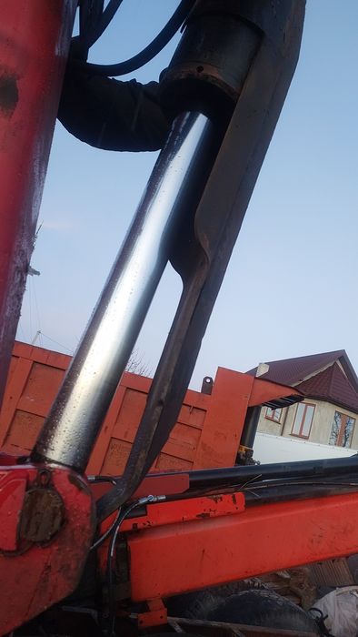 Маніпулятор лісовий epsilon .