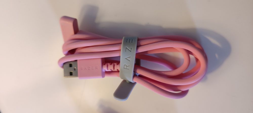 Cabos Razer Rosa NOVOS