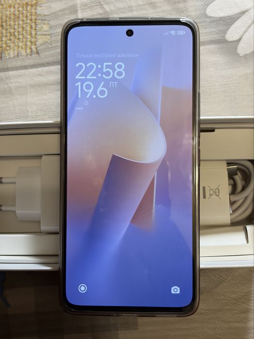 Xiaomi 12 lite.