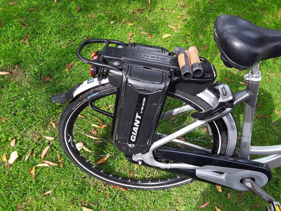 Rower elektryczny Giant Easy e rama M