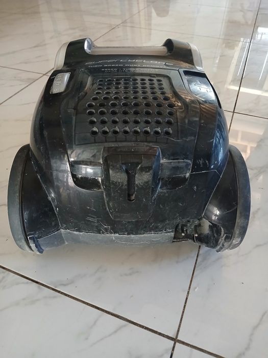 пылесос Electrolux ZSC6930
Модель:  Electrolux ZSC6930 .
