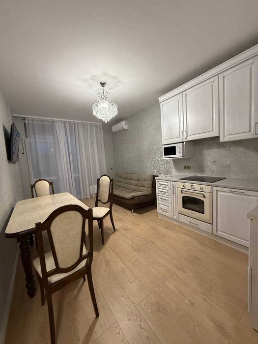 Перша здача 1 кім кв  з ремонтом і паркомісцем по вул. Лінкольна