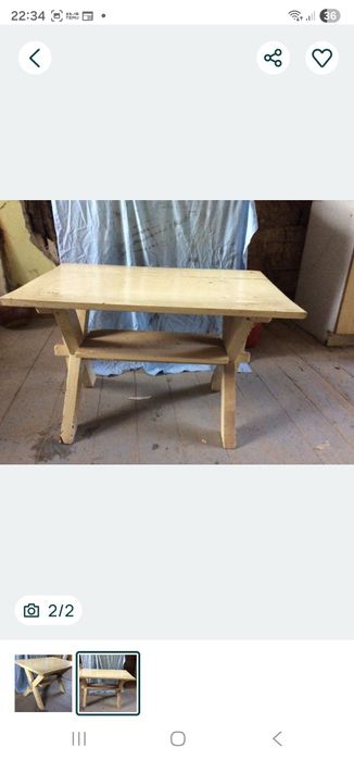 Stolik recznie robiony z drewna