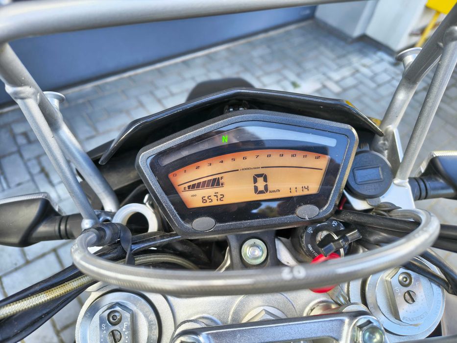 Motocykl SWM Superdual T 650, salon PL 2024