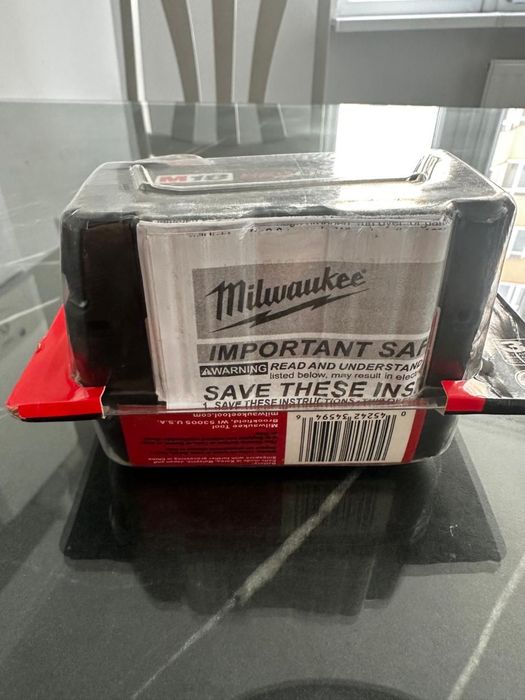 Аккумуляторна батарея Milwaukee M18 B6 6.0Ah(48-11-1860) REDLITHIUM