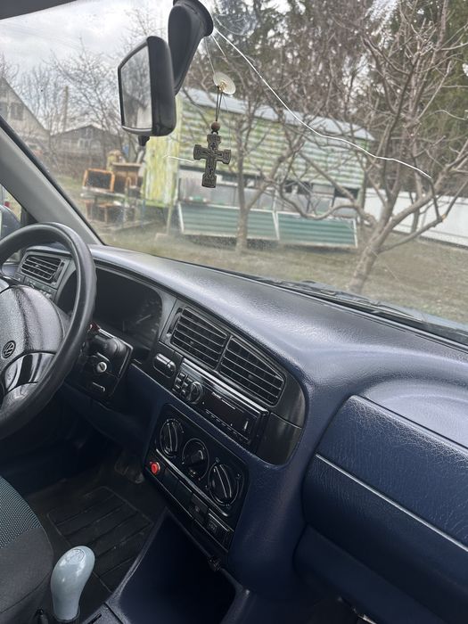 Автомобіль Гольф3
