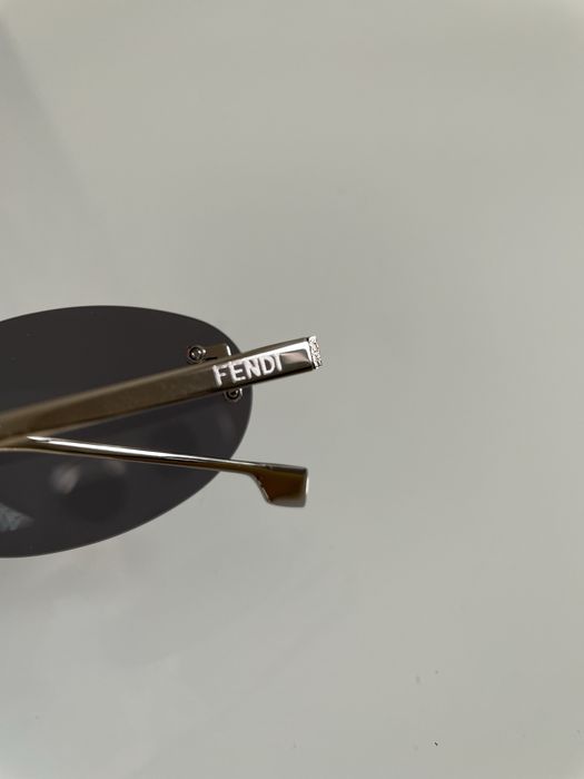 Okulary przeciwsłoneczne Fendi