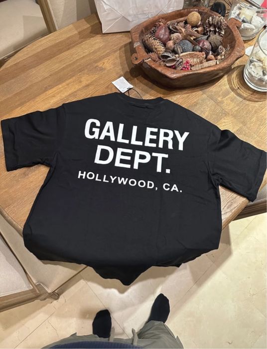 T-shirt Gallery Dept.