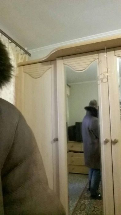 Дублёнка женская Турция тёплая, 48 размер объём груди 126см.