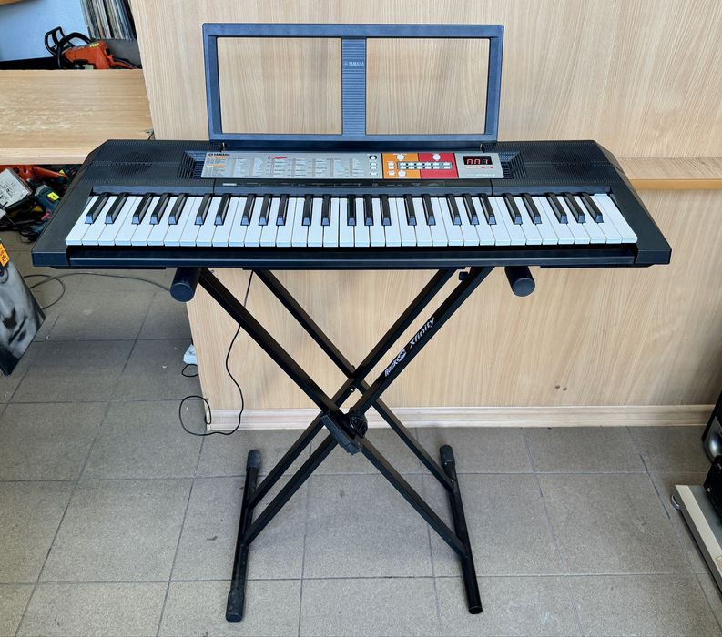 Keyboard YAMAHA PSR-F150 + Stojak / Idealny do nauki gry / Ładny stan