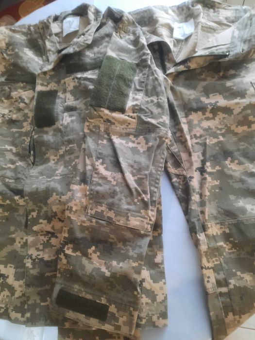 Продам новые военные вещи и обувь
