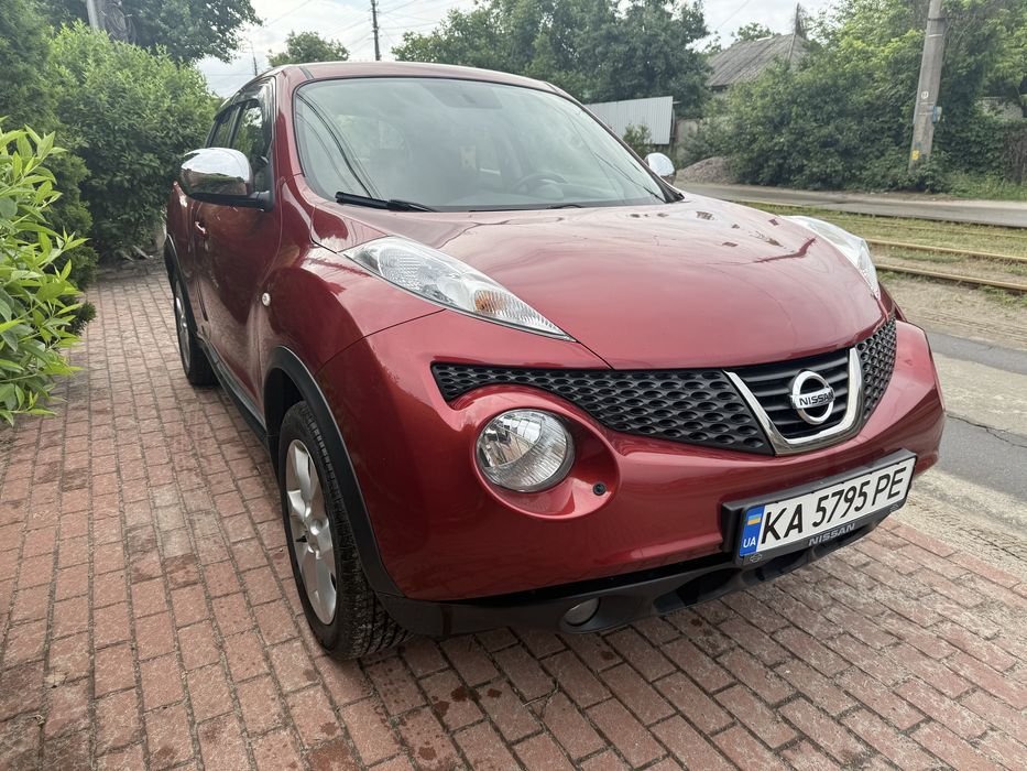 Продам Nissan Juke 1.6