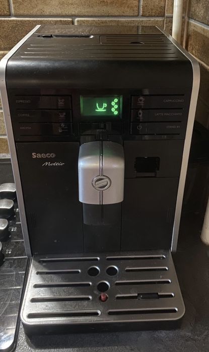 Продам кавомашину Philips Saeco Moltio