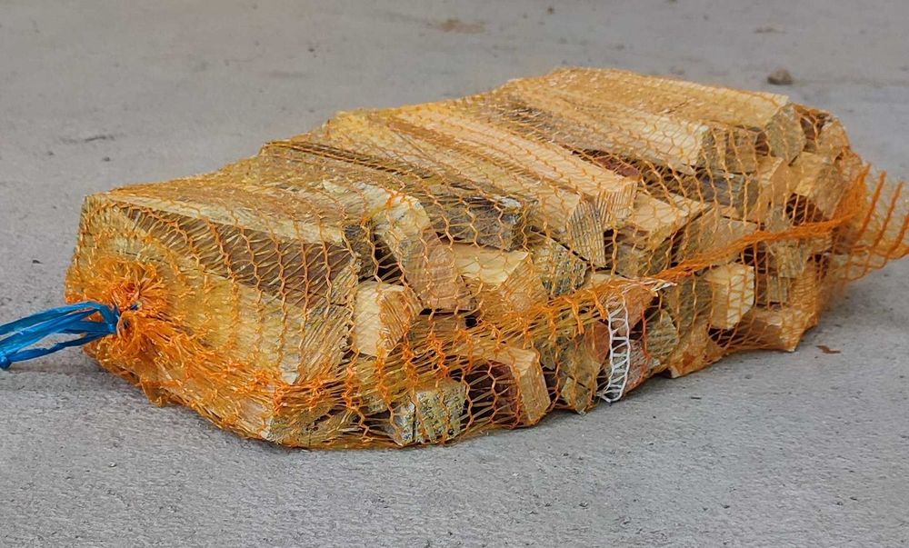 Drewno rozpałkowe suche rozpałka worek producent  wysyłka