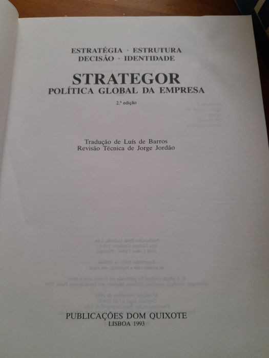 Strategor - Política Global da Empresa