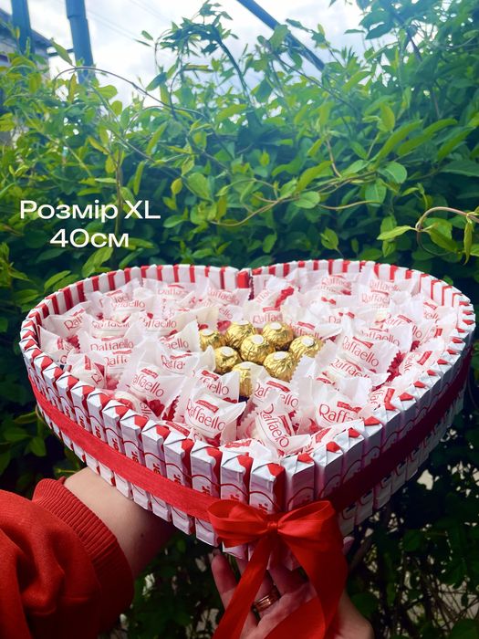 Подарунковий солодкий бокс .Raffaello + Ferrero Rocher