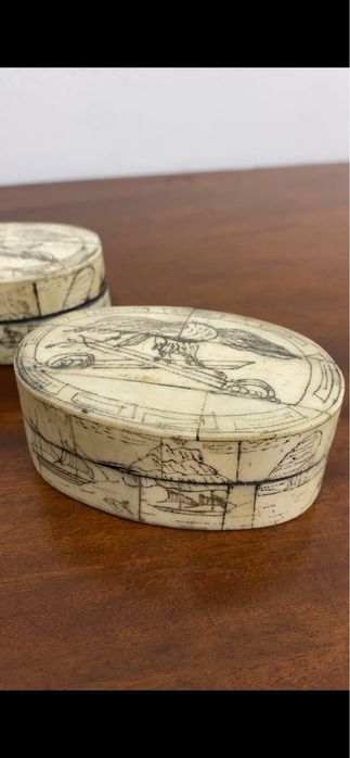 Lote de 3 caixinhas em osso (Scrimshaw).