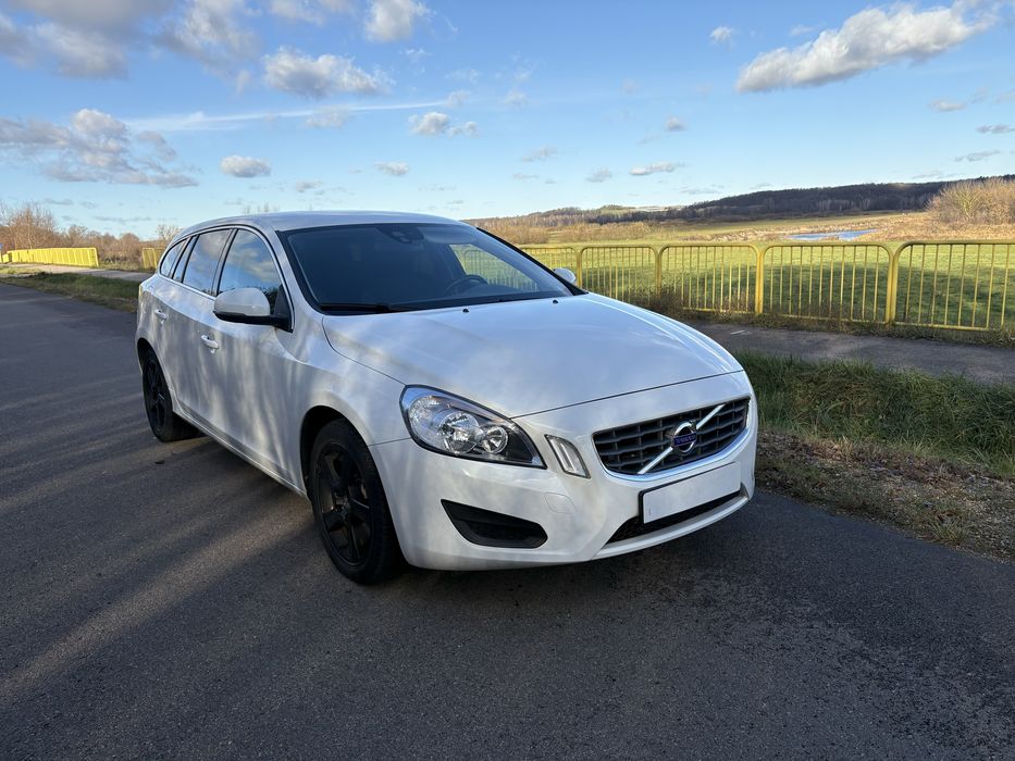Volvo V60 1.6 Turbo Automat Ideał