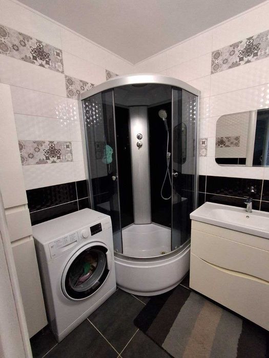 РОЗСОШЕНЦІ, Джерельна 3, 1к. квартира 095-271-79-24