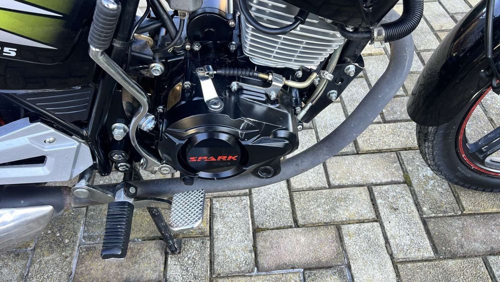 Продам мотоцикал у ідеальному стані  обєм 200 кубів.