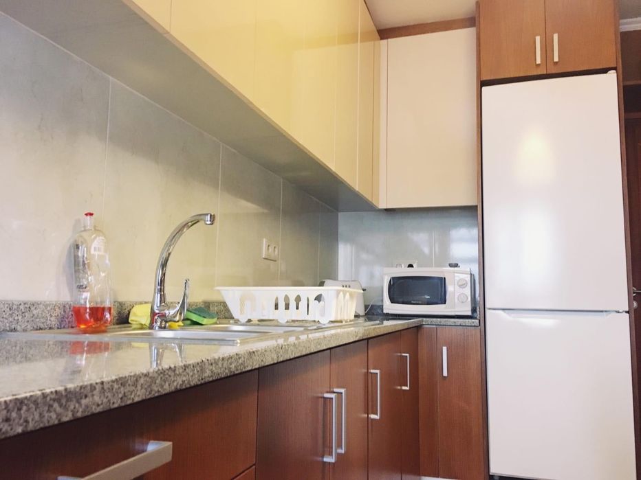 Quarto estudantes perto Metro Marquês