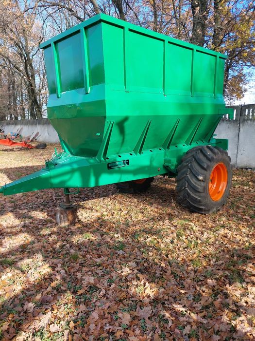 Разбрасыватель удобрений Amazone