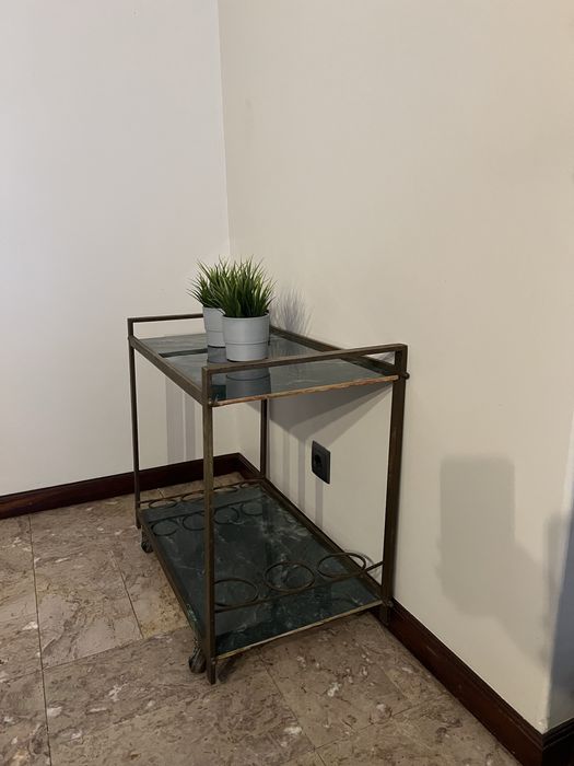 Carrinho de chá em Bronze