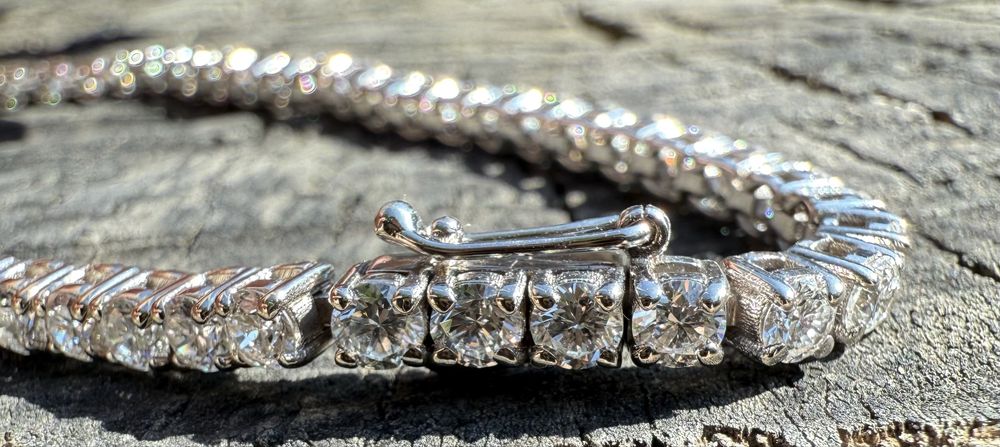 Теннисный браслет с бриллиантами