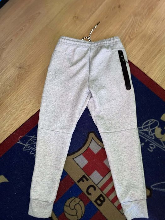 Dresy Nike tech fleece szare nowe