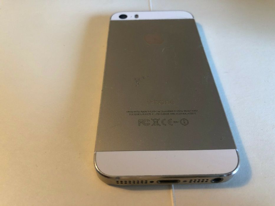 Iphone 5 em bom estado
